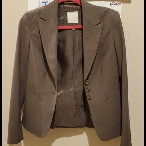 The Limited Travel Suit